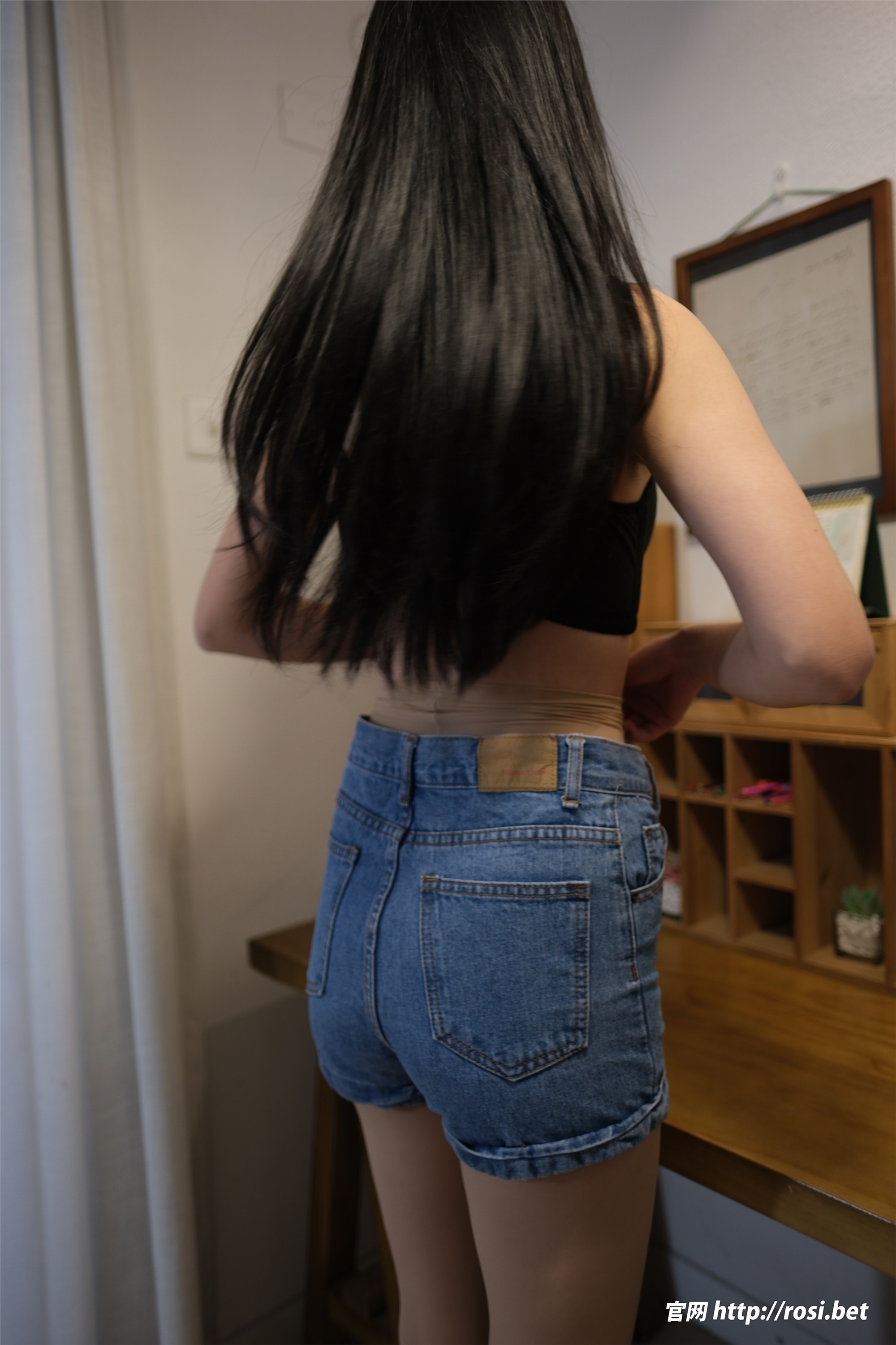 ROSI写真 2024.12.29 NO.4773